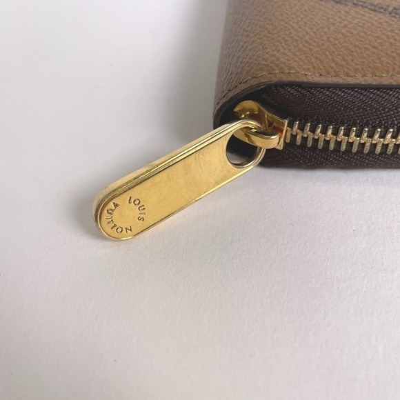LOUIS VUITTON Brown Monogram Wallet - Picture 5 of 12